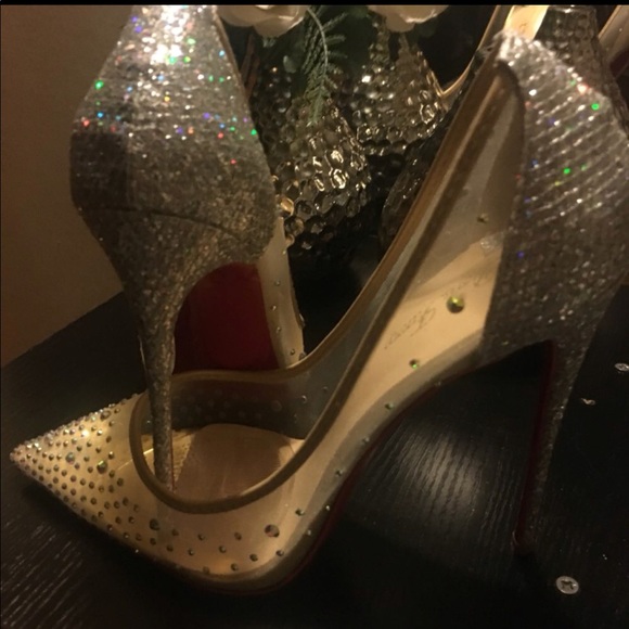 Shoes - 🚨SOLD🚨💕Sparkly Glitter Mesh Red Sole Heels💕